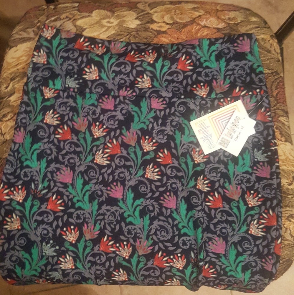 Lularoe skirt